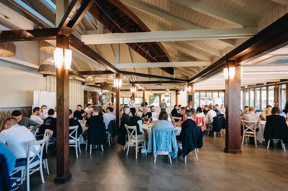 elszöv_csapatépítés