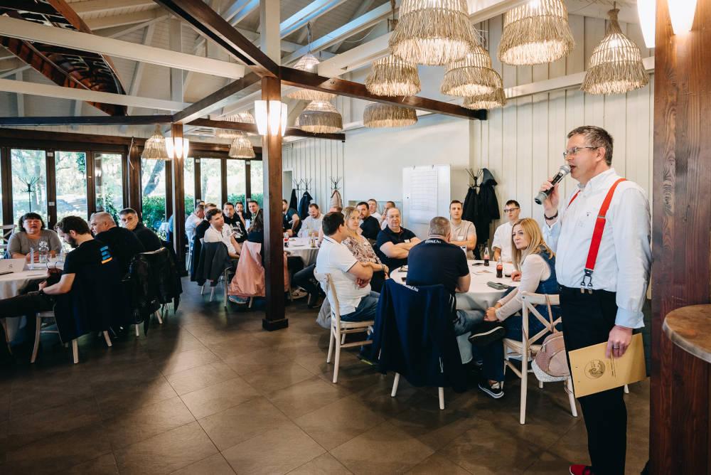 elszöv_csapatépítés