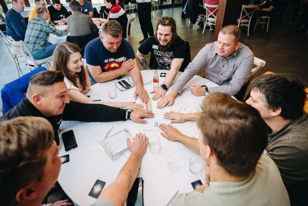 elszöv_csapatépítés