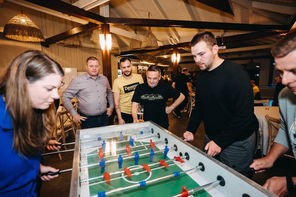 elszöv_csapatépítés